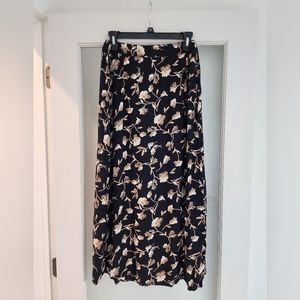 Saltwater Luxe Skirt - LG fits like Med